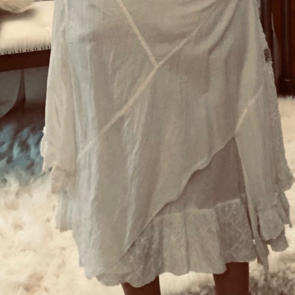 Summer white dress - Picture 5 of 7